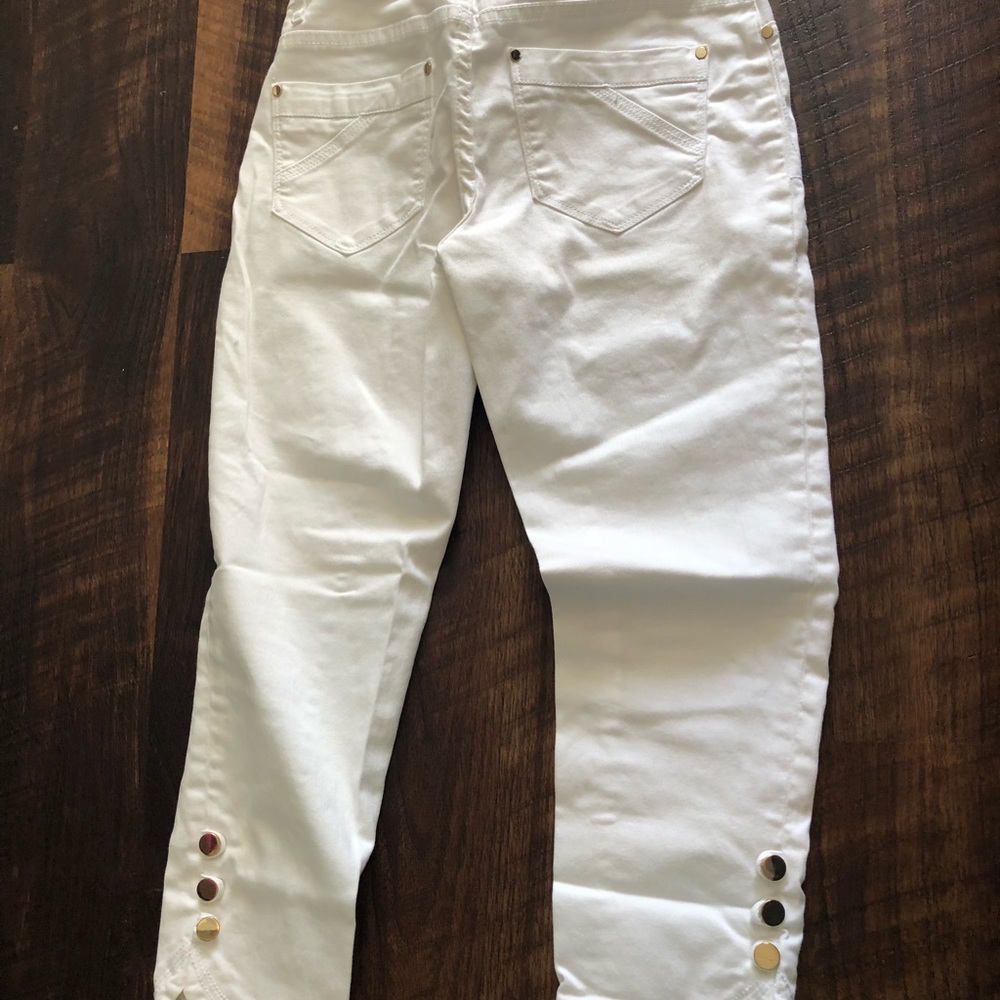 Cache White Capris - image 2
